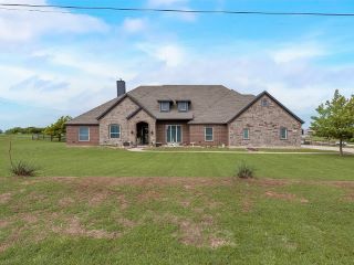 Foreclosed Home - 7801 COUNTY ROAD 1005, 76044