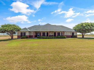 Foreclosed Home - 7416 COUNTY ROAD 205, 76050