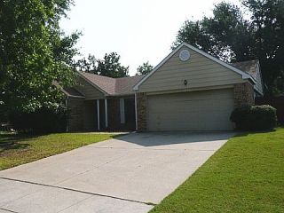 Foreclosed Home - 1834 DUNN ST, 76051