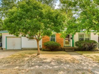 Foreclosed Home - 1231 VALLEY VISTA DR, 76051