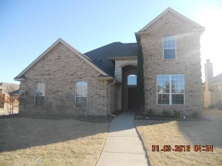 Foreclosed Home - 8208 WINTER FALLS TRL, 76053