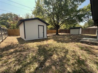 Foreclosed Home - 205 W CHERYL AVE, 76053