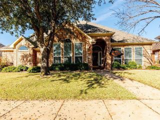 Foreclosed Home - 316 SPRINGHILL DR, 76054
