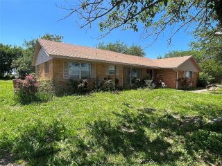 Foreclosed Home - 5886 FM 67, 76055