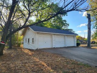 Foreclosed Home - 200 WAYSIDE ST, 76058