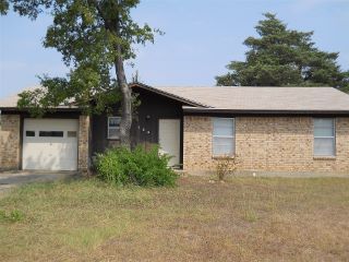 Foreclosed Home - 304 HILLTOP RD, 76059
