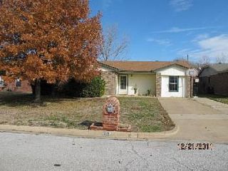 Foreclosed Home - 607 S WAXAHACHIE ST, 76063