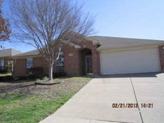 Foreclosed Home - 616 EMBER LN, 76063