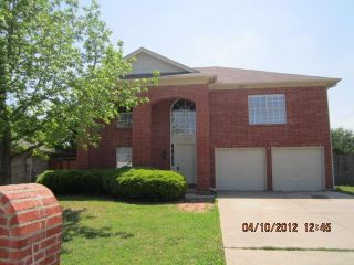 Foreclosed Home - 1720 WREN DR, 76063