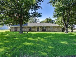 Foreclosed Home - 5695 FM 66, 76064