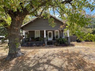 Foreclosed Home - 1012 N ELM ST, 76086