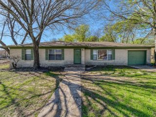 Foreclosed Home - 201 WIGGS LN, 76086