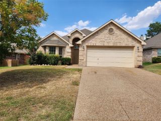 Foreclosed Home - 114 PONY EXPRESS TRL, 76087