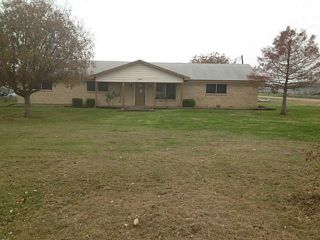 Foreclosed Home - 1625 N HIGHWAY 174, 76093