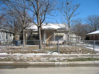 Foreclosed Home - 437 CLAIREMONT AVE, 76103