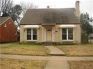 Foreclosed Home - 4100 HAMPSHIRE BLVD, 76103