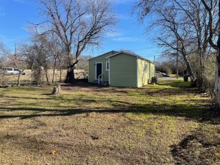 Foreclosed Home - 1604 LINDSEY ST, 76105