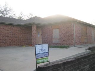 Foreclosed Home - 2951 LOVING AVE, 76106