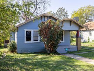 Foreclosed Home - 5733 BONNELL AVE, 76107