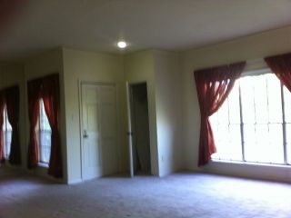 Foreclosed Home - 4347 BELLAIRE DR S APT 233, 76109