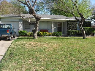 Foreclosed Home - 5404 FURSMAN AVE, 76114