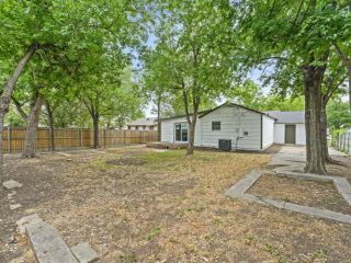 Foreclosed Home - 4945 FAIRFAX ST, 76116