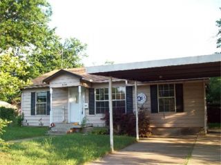 Foreclosed Home - 4204 PATRICIA ST, 76117