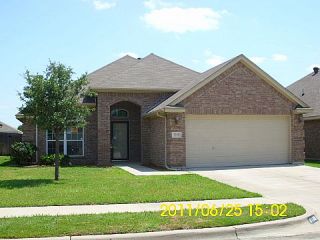 Foreclosed Home - 9108 WINDING RIVER DR, 76118
