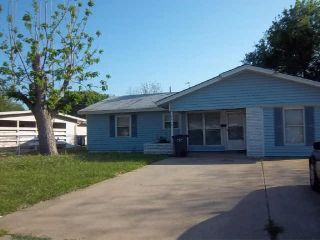 Foreclosed Home - 5016 E BERRY ST, 76119