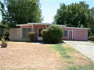 Foreclosed Home - 4612 LOIS ST, 76119