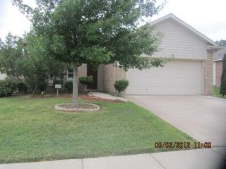 Foreclosed Home - 1136 REDCLOUD DR, 76120