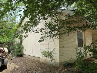 Foreclosed Home - 6959 SANDYBROOK DR, 76120