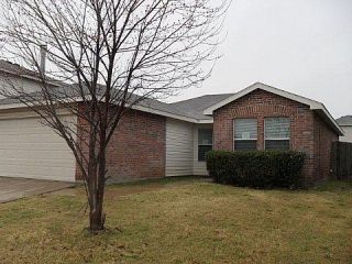 Foreclosed Home - 8716 POLO DR, 76123