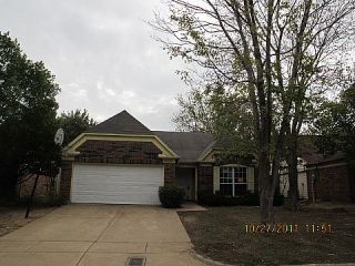 Foreclosed Home - 2613 HARVEST MOON DR, 76123