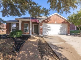 Foreclosed Home - 10432 TREVINO LN, 76126