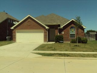 Foreclosed Home - 8240 MISTY WATER DR, 76131