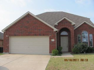 Foreclosed Home - 441 SANDY CREEK DR, 76131