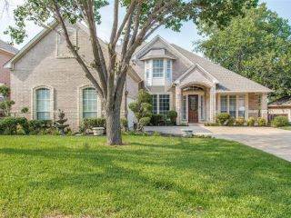 Foreclosed Home - 6416 FIANNA HILLS DR, 76132
