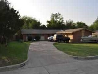 Foreclosed Home - 5608 WALES AVE, 76133