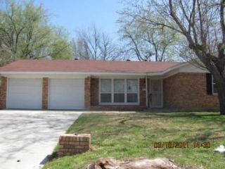 Foreclosed Home - 5705 WALTHAM AVE, 76133