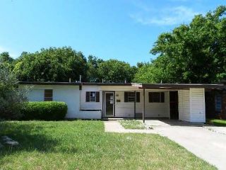 Foreclosed Home - 2805 MARTIN LYDON AVE, 76133
