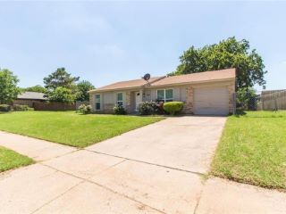 Foreclosed Home - 7912 TRIMBLE DR, 76134