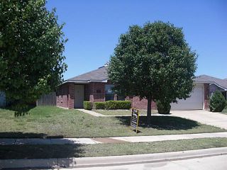 Foreclosed Home - 5358 DRIFTWAY DR, 76135