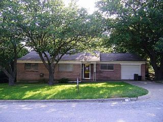 Foreclosed Home - 4509 HIGHLAND LAKE DR, 76135