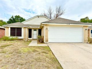 Foreclosed Home - 4224 STAGHORN CIR N, 76137
