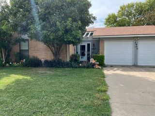 Foreclosed Home - 7409 MEADOWDALE DR, 76148