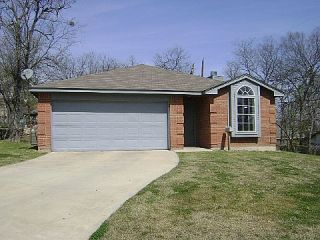 Foreclosed Home - 504 NW 24TH ST, 76164