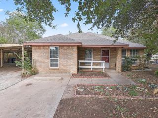 Foreclosed Home - 1212 LINCOLN AVE, 76164