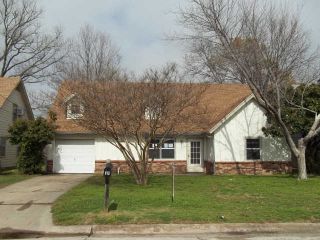 Foreclosed Home - 513 CHISHOLM TRL, 76209