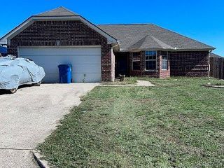 Foreclosed Home - 813 GREENVIEW CT, 76227